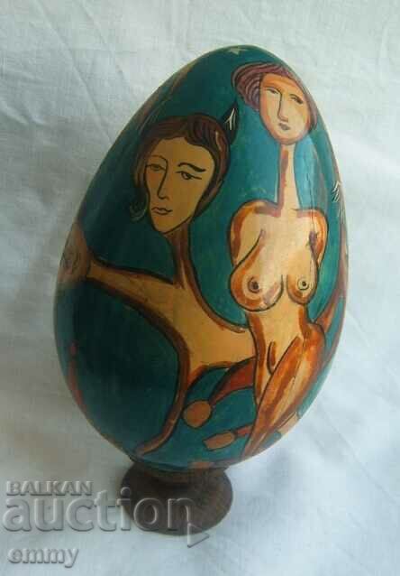 Delivery of Wooden egg hand painted, abstraction. 1999, signed Delivery of Wooden egg hand painted, abstraction. 1999, signed
