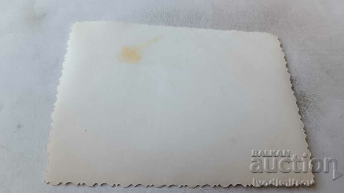 Photo Young men in shorts with price 1.75 BGN | € 0.89 Photo Young men in shorts with price 1.75 BGN | € 0.89