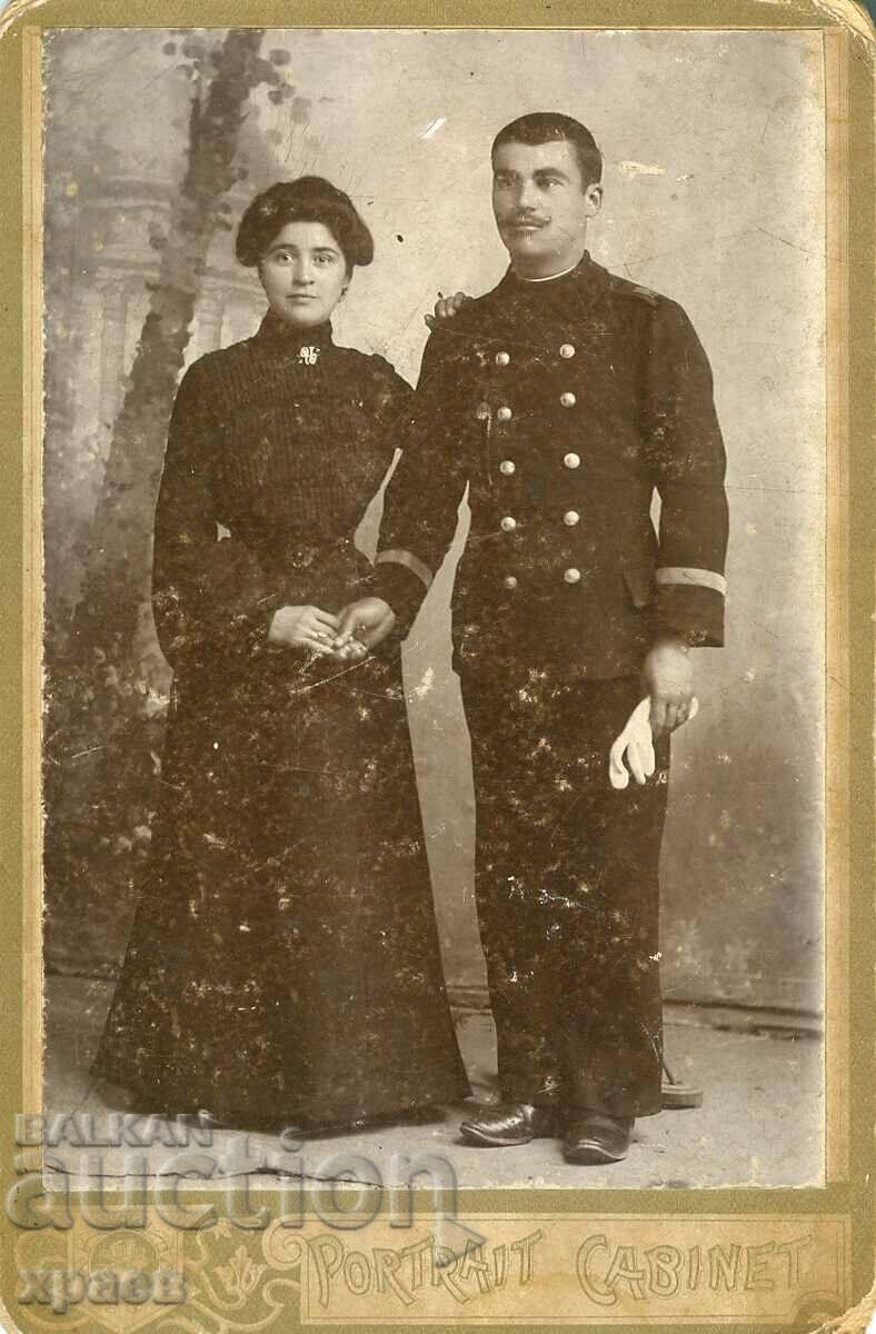 OLD PHOTO - CARDBOARD - 0894