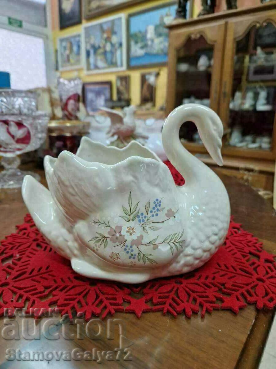 A beautiful antique English porcelain figure - 5