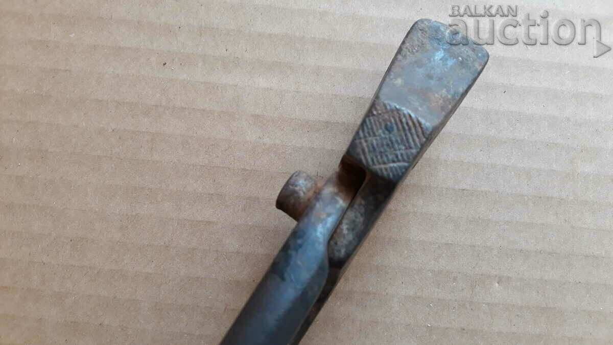 vintage craftsman's pliers - 5 vintage craftsman's pliers - 5