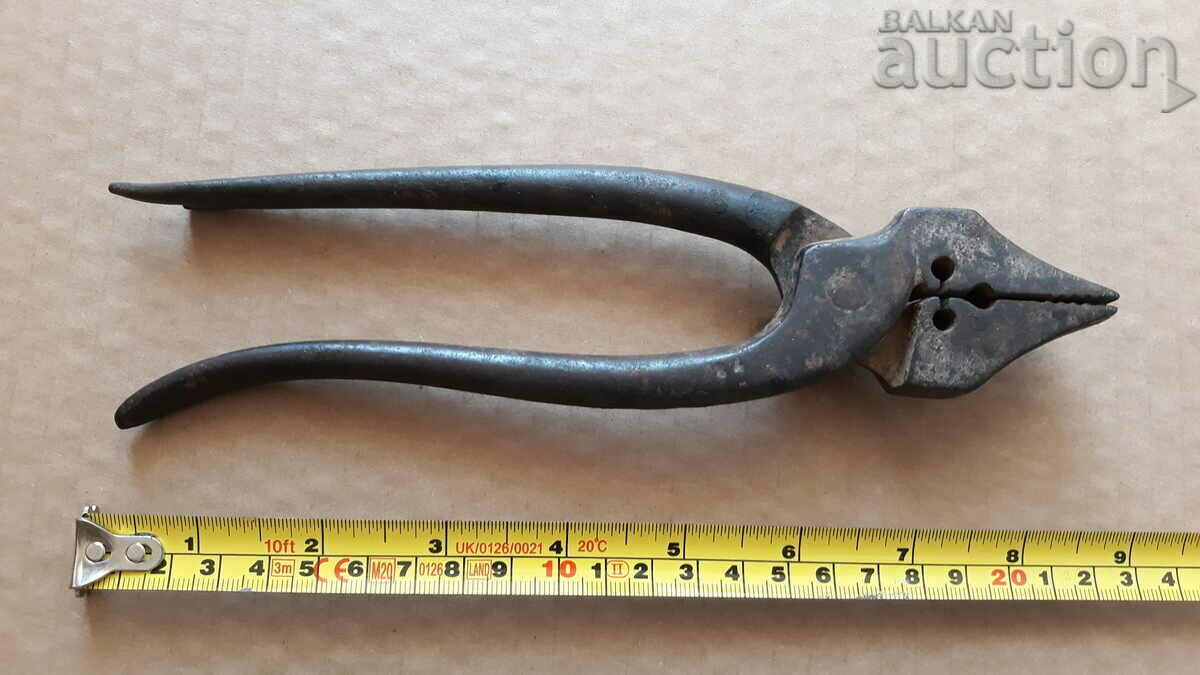 vintage craftsman's pliers - 7 vintage craftsman's pliers - 7