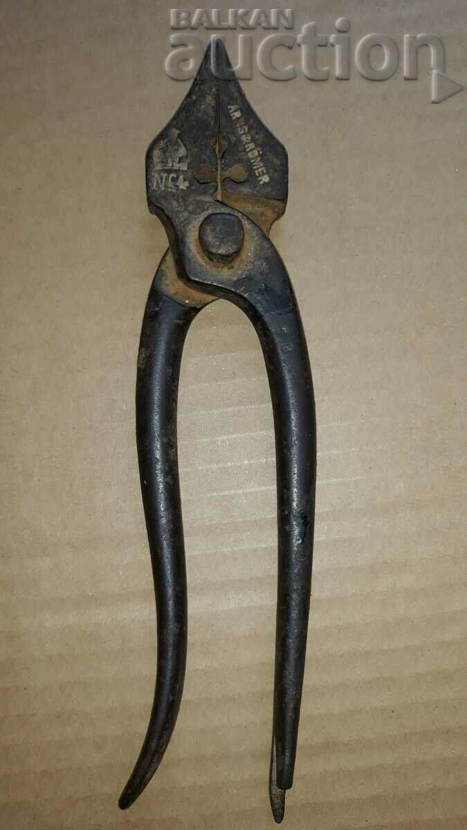 vintage craftsman's pliers