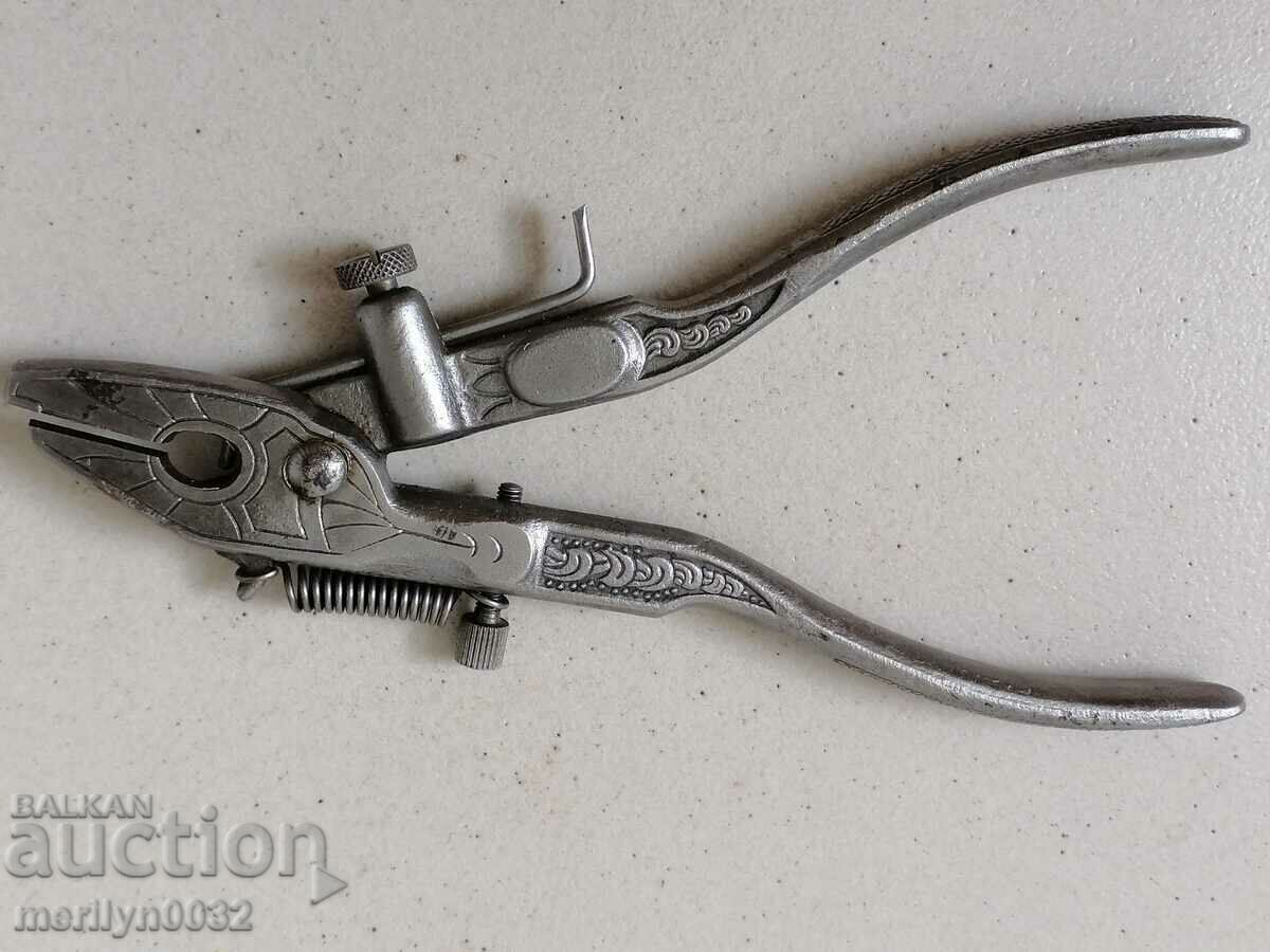 Old chappy-type pliers, a tool, serrated with price 68.00 BGN | € 34.77 Old chappy-type pliers, a tool, serrated with price 68.00 BGN | € 34.77