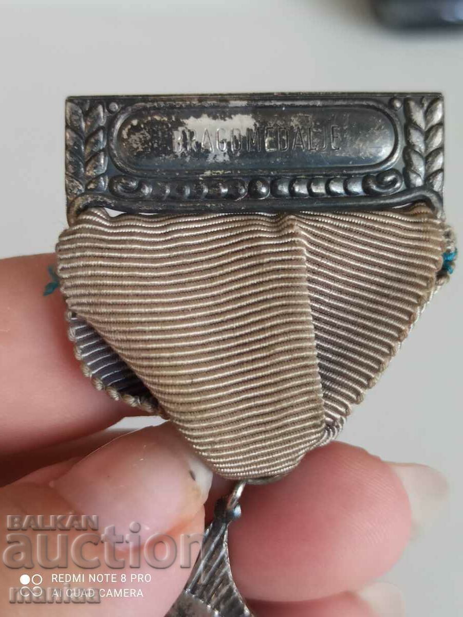 Licitație Medalie Norvegiană de Argint cu marcaj și email