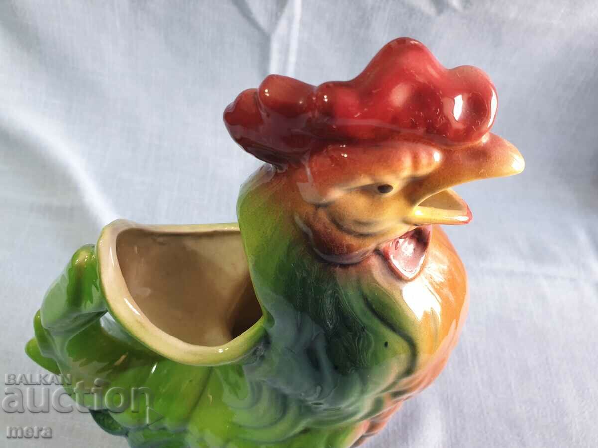 Delivery of Porcelain jug, watering can, bowl in the shape of a rooster