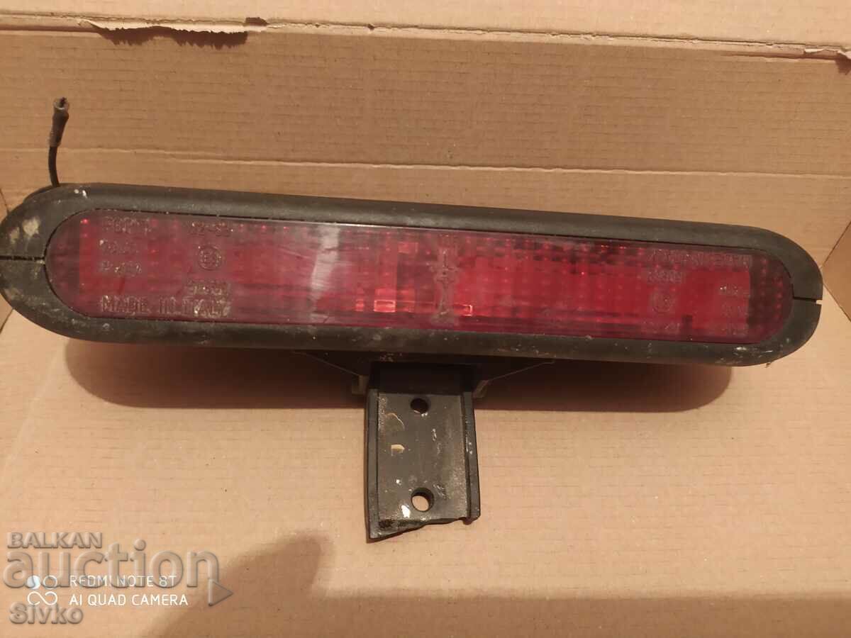 Additional brake light Additional brake light