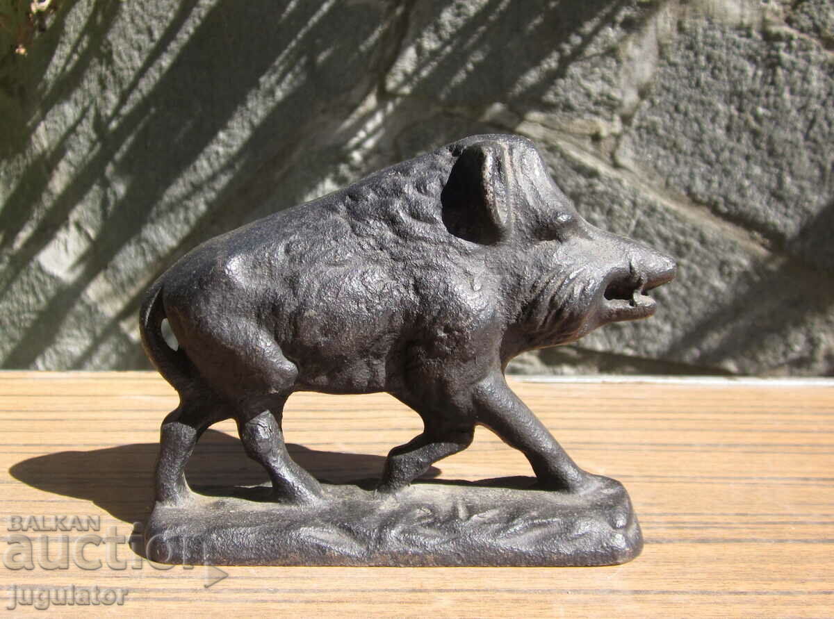 αντίκα χυτοσίδηρο ειδώλιο αγριογούρουνου με τιμή 120.00 BGN | € 61.36 αντίκα χυτοσίδηρο ειδώλιο αγριογούρουνου με τιμή 120.00 BGN | € 61.36