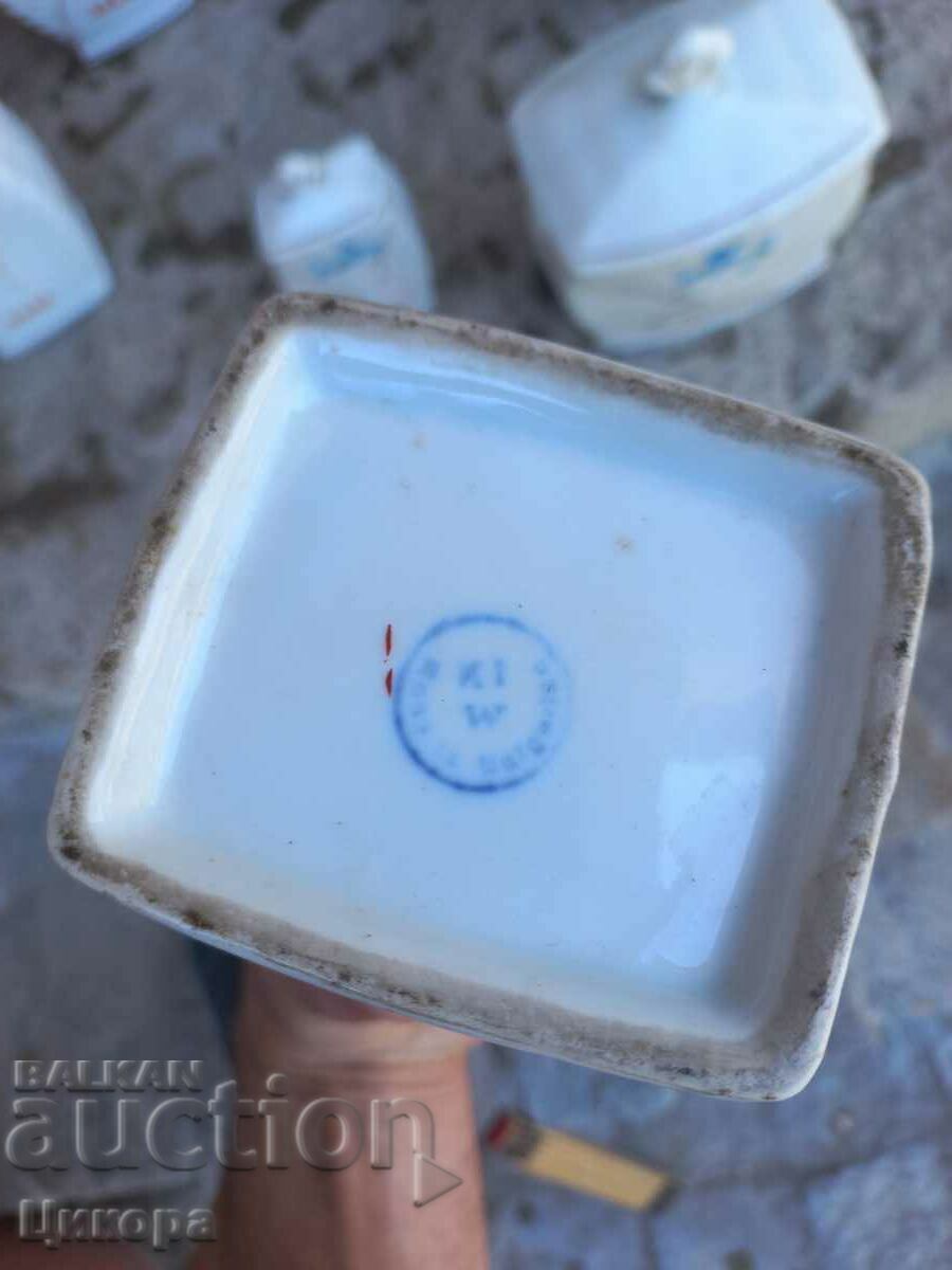 PORCELAIN SPICE SERVICE - 6 PORCELAIN SPICE SERVICE - 6