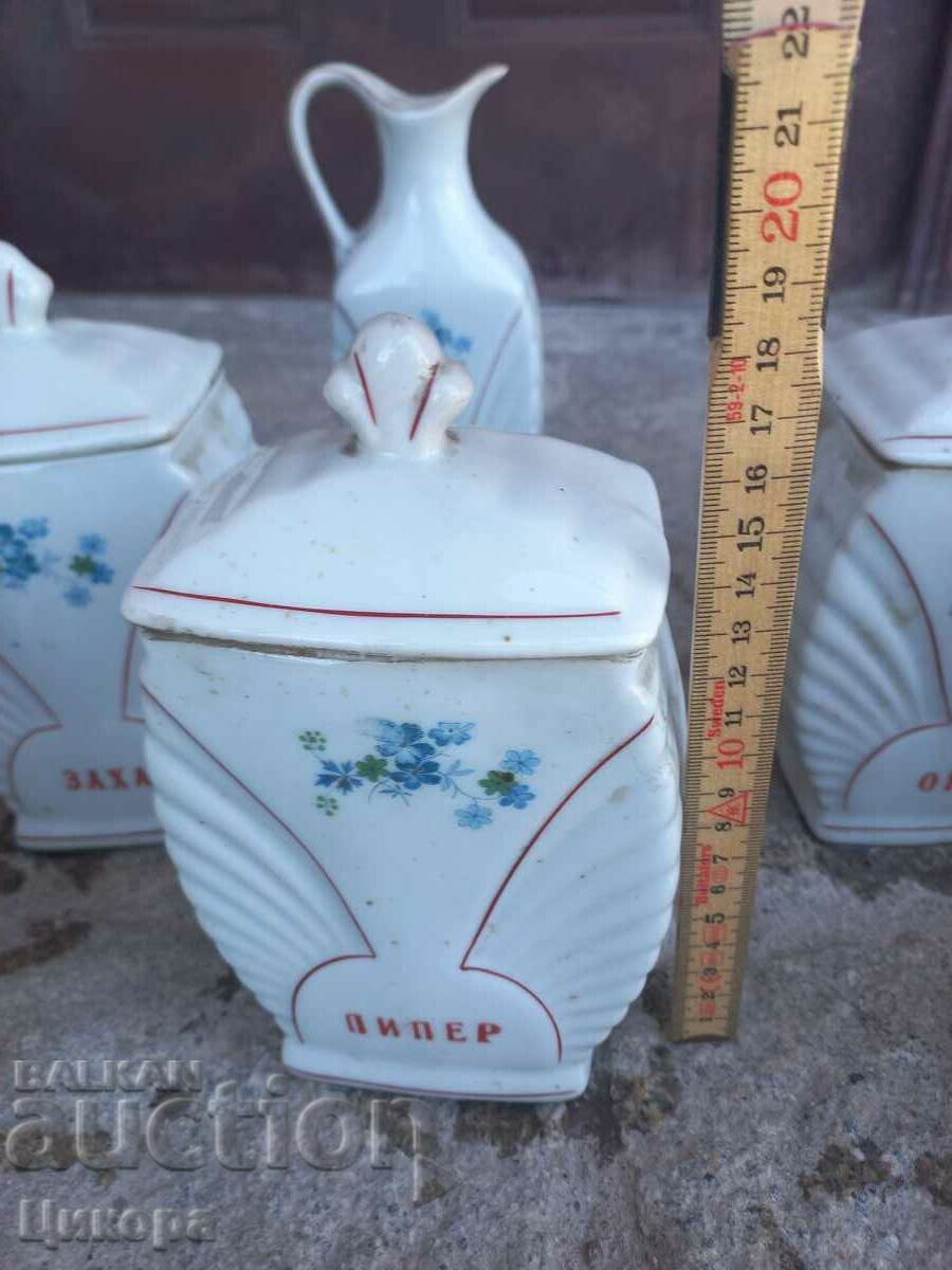 PORCELAIN SPICE SERVICE - 7 PORCELAIN SPICE SERVICE - 7