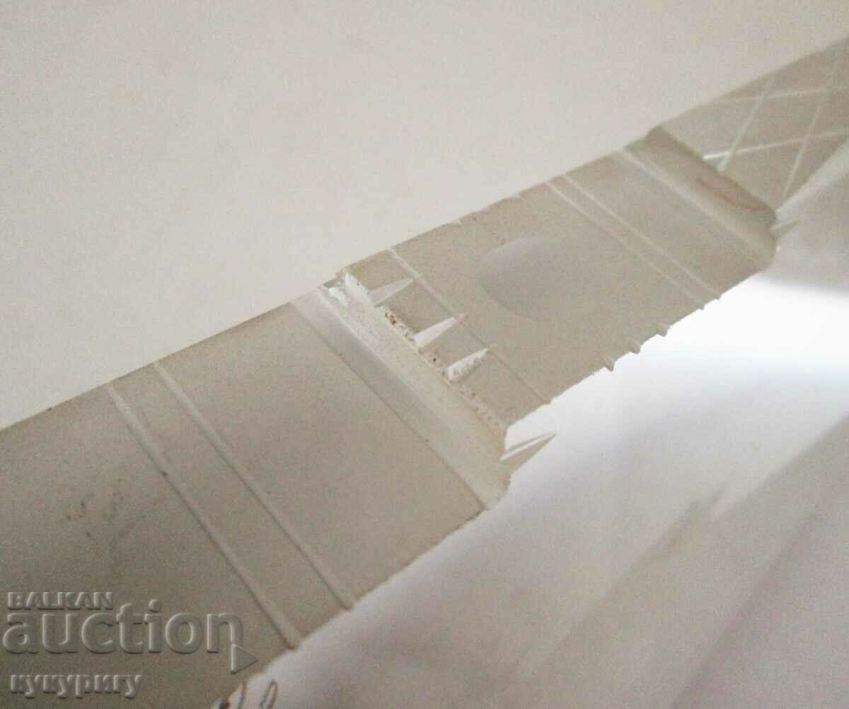 Auction  Old Soviet USSR statuette crystal glass Moscow Kremlin