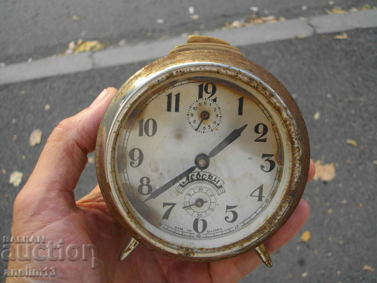 Delivery of COLLECTIBLE BULGARIAN ALARM CLOCK LEVSKI Delivery of COLLECTIBLE BULGARIAN ALARM CLOCK LEVSKI