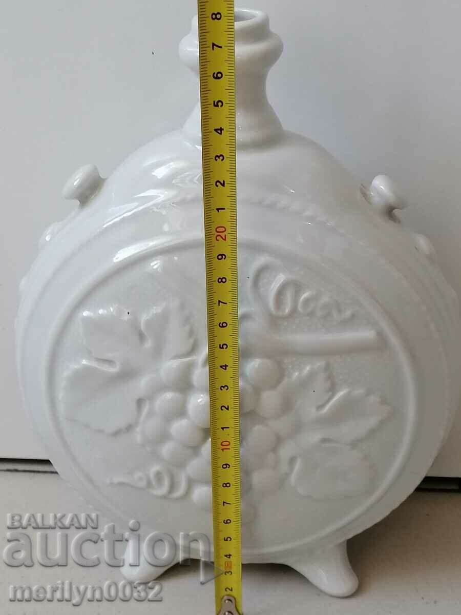 Porcelain bowl porcelain from the time of the Sotsa NRB - 6