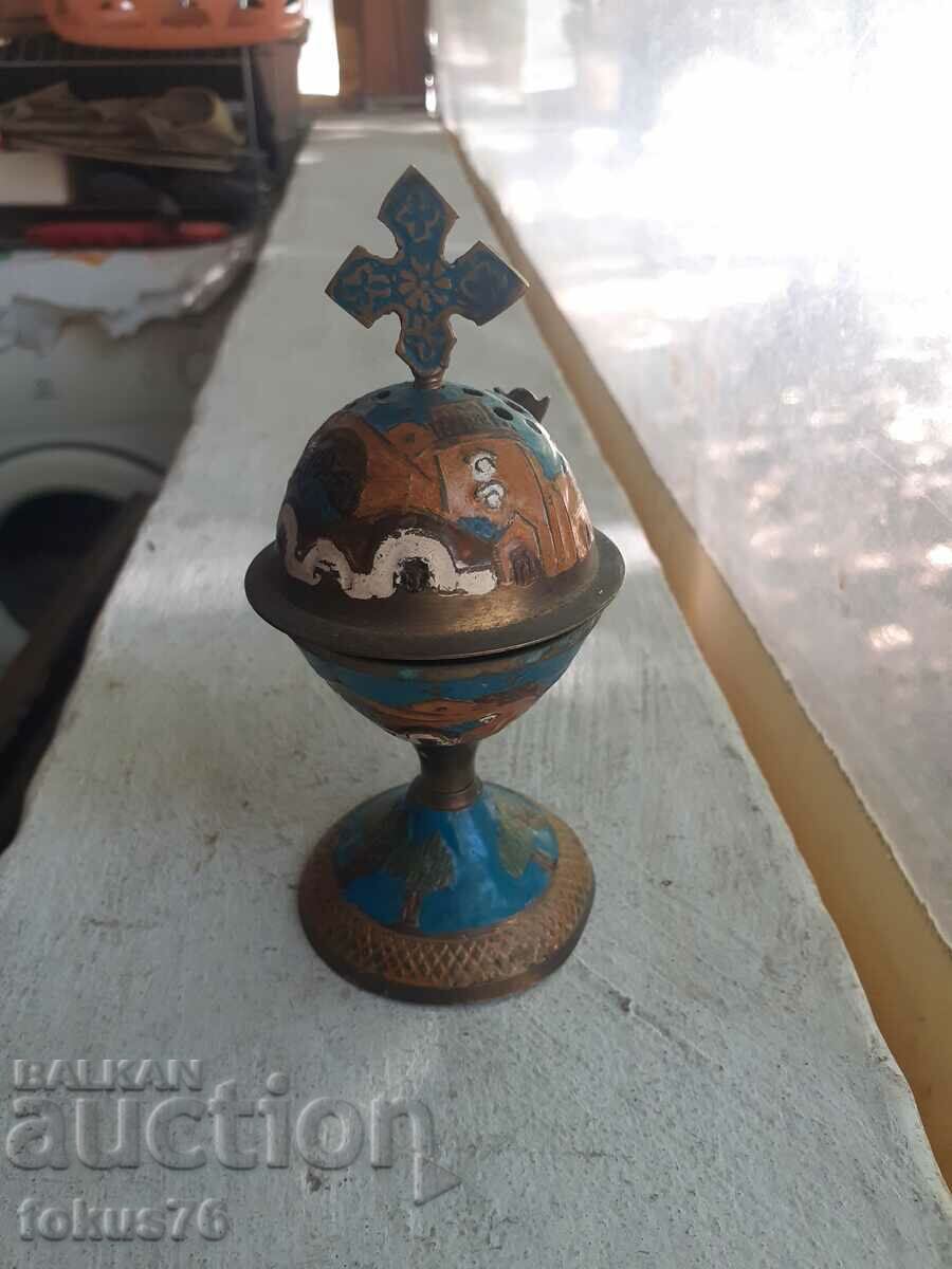 Old bronze censer lamp N12 with price 55.00 BGN | € 28.12 Old bronze censer lamp N12 with price 55.00 BGN | € 28.12