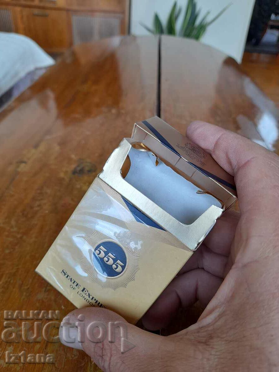 Auction Old 555 cigarette box Auction Old 555 cigarette box