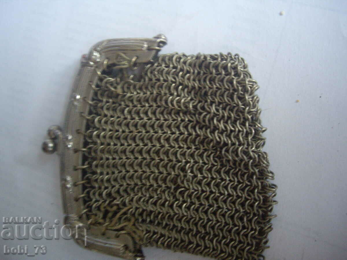 Auction Old silver braided purse. Auction Old silver braided purse.