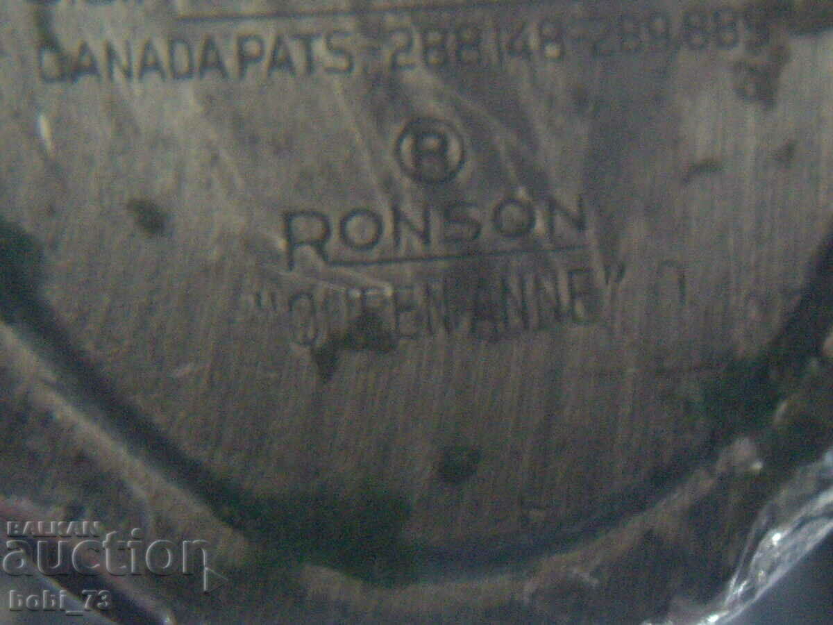 Ενδιαφέρον vintage αναπτήρας τραπεζιού Ronson - 5 Ενδιαφέρον vintage αναπτήρας τραπεζιού Ronson - 5