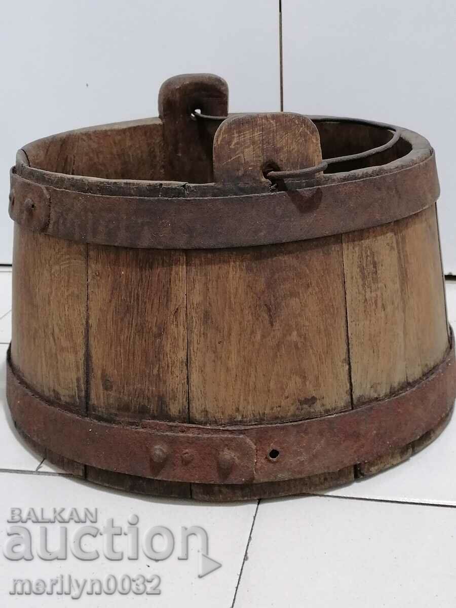 Milk bucket wooden bucket wooden bucket with price 116.00 BGN | € 59.31 Milk bucket wooden bucket wooden bucket with price 116.00 BGN | € 59.31