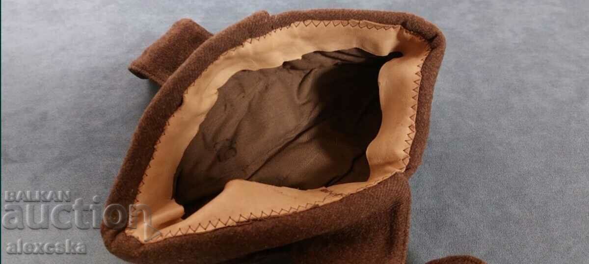 Auction Old officer's hat Auction Old officer's hat