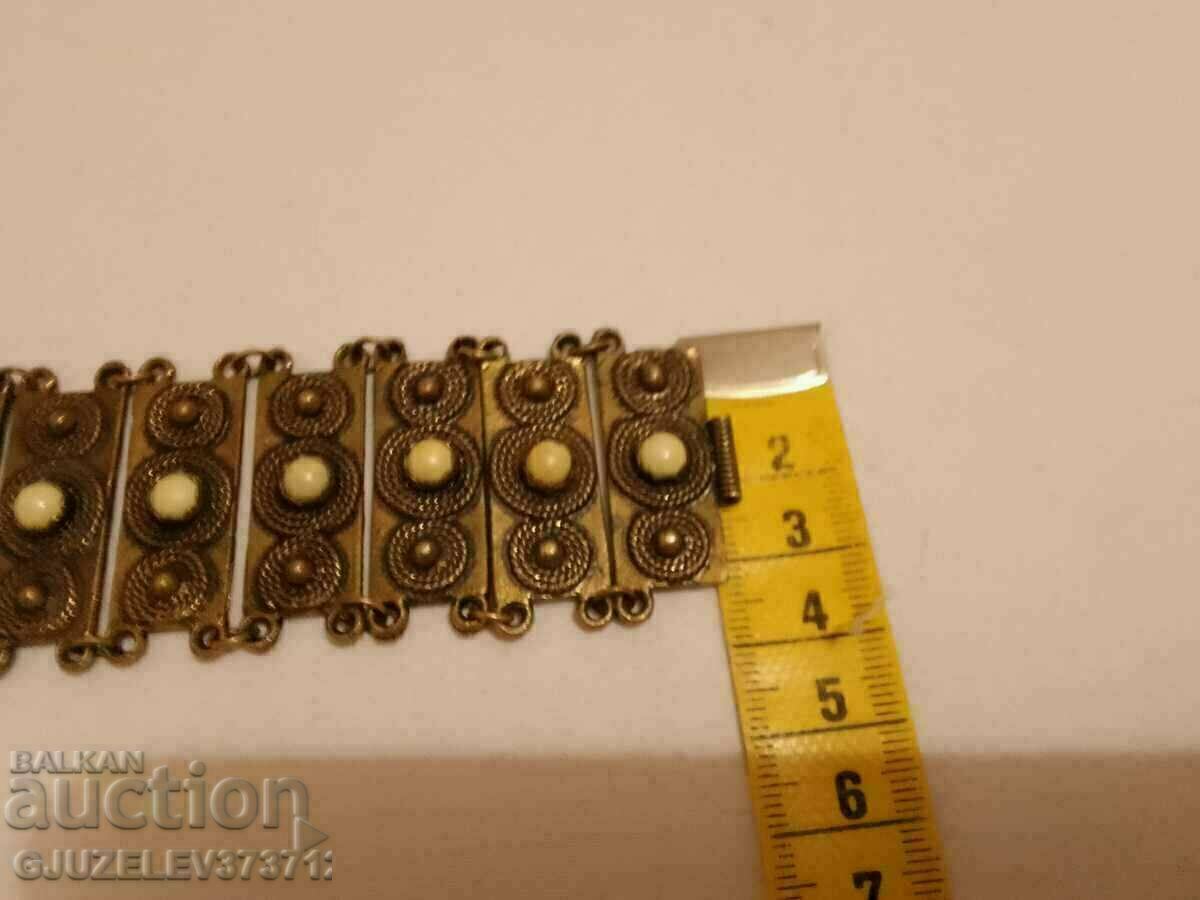 Auction Antique Renaissance Bronze Bracelet Auction Antique Renaissance Bronze Bracelet