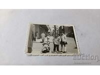 Снимка София Три момичета на улицата 1962