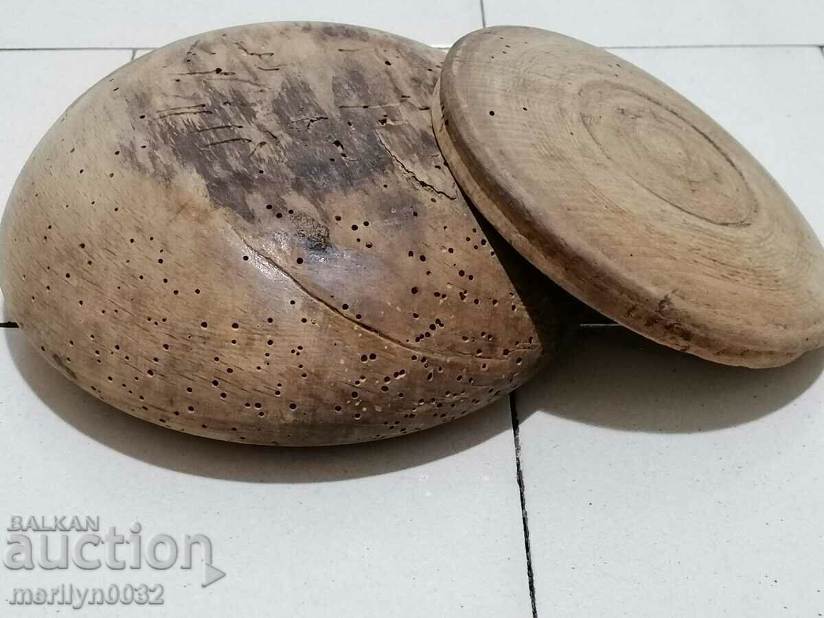 Delivery of Wooden bowl bowl with lid, bowl wooden primitive Delivery of Wooden bowl bowl with lid, bowl wooden primitive