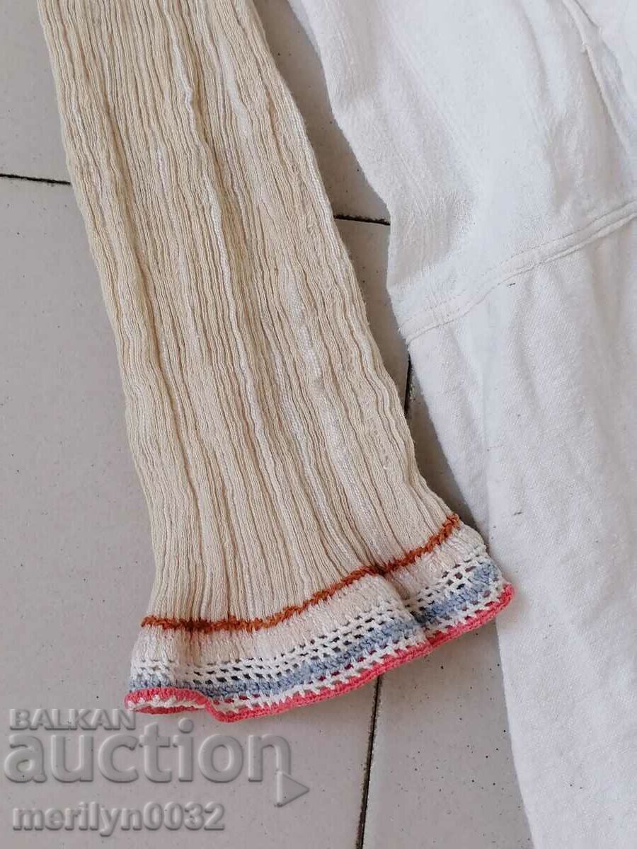 Auction Old women's shirt with hand embroidery lace chaise costume sukman Auction Old women's shirt with hand embroidery lace chaise costume sukman