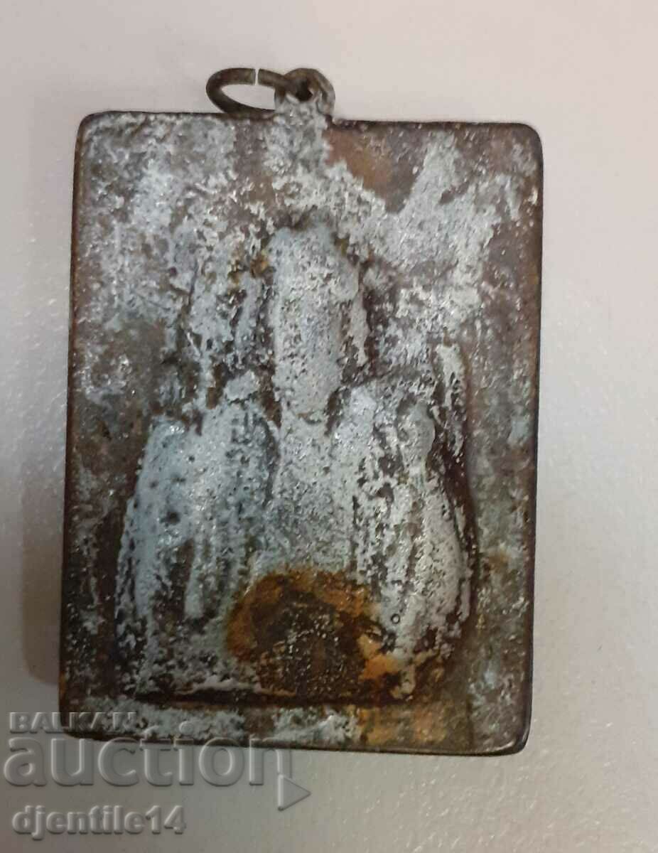 Icoana de bronz cu preț 20.00 BGN | € 10.23