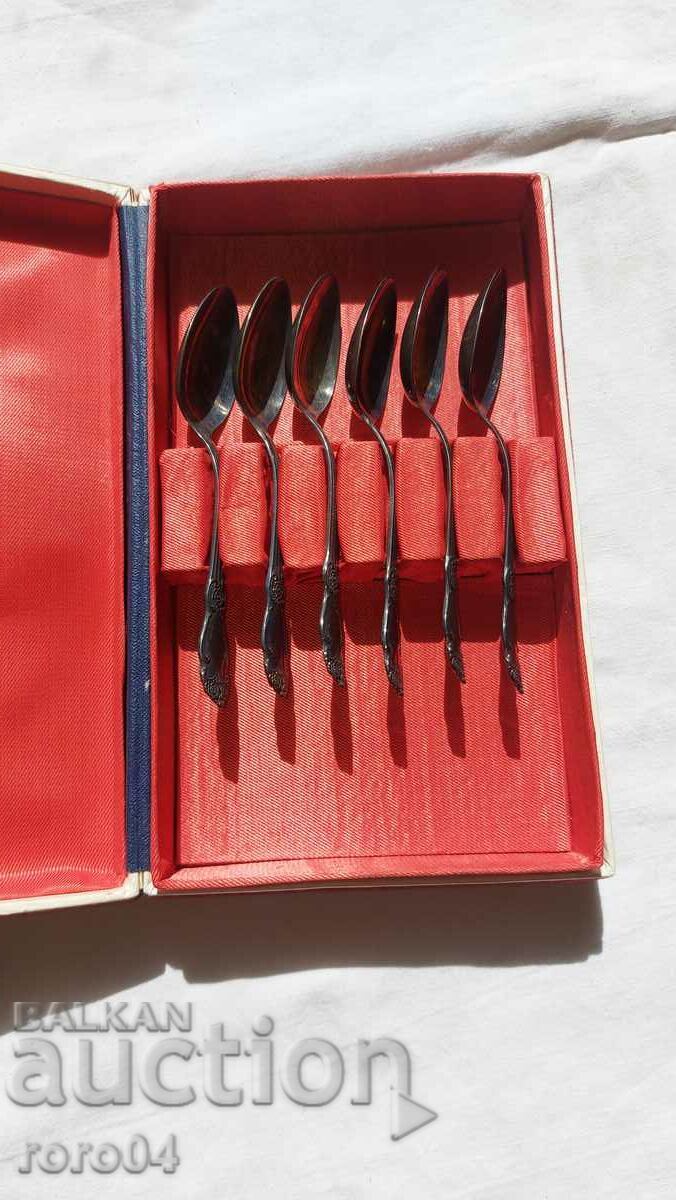 FRUMOASE LINGURI VECHI RUSE - MNC