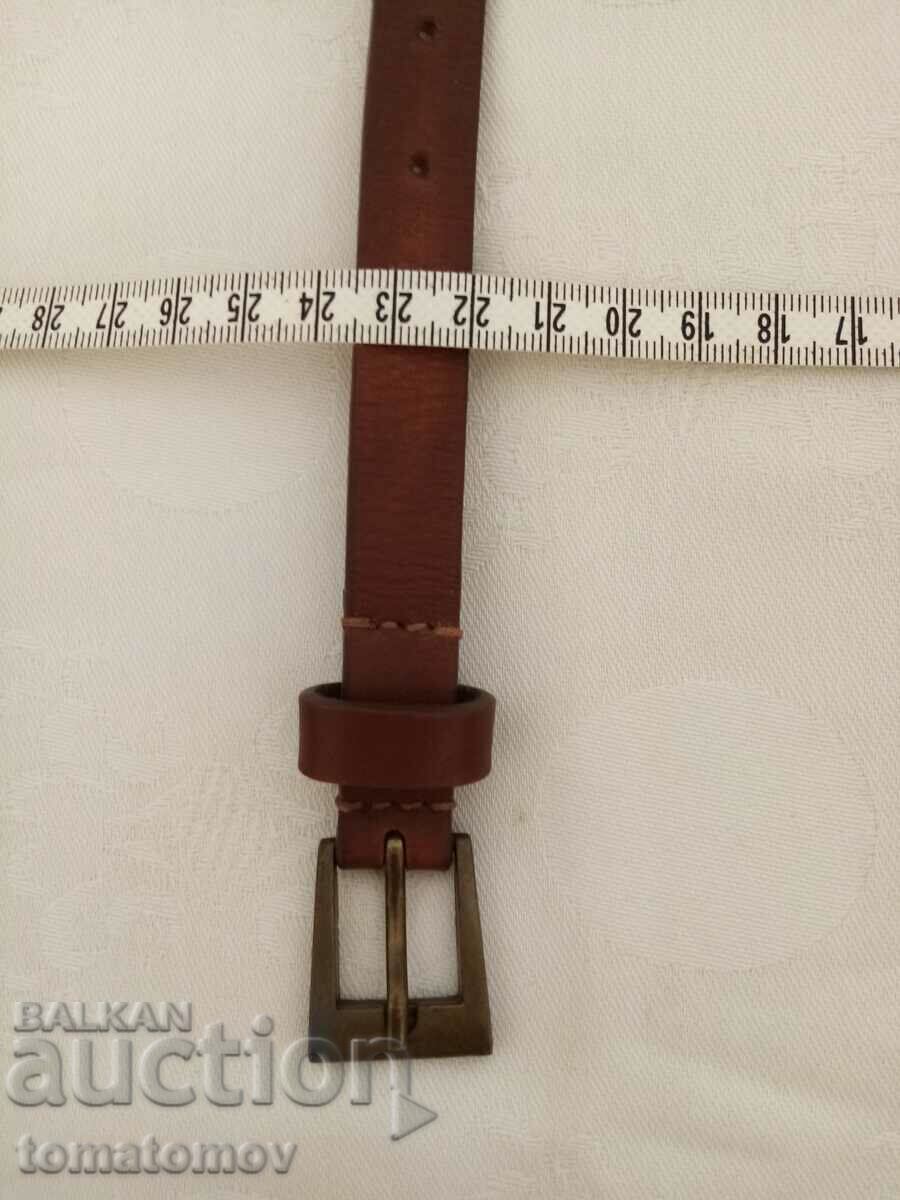 Cureaua de dama, est. Piele cu preț 8.00 BGN | € 4.09