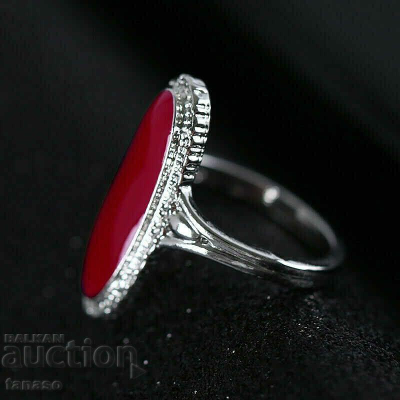 Inel cu turcoaz rosu, argintiu placat cu preț 28.00 BGN | € 14.32