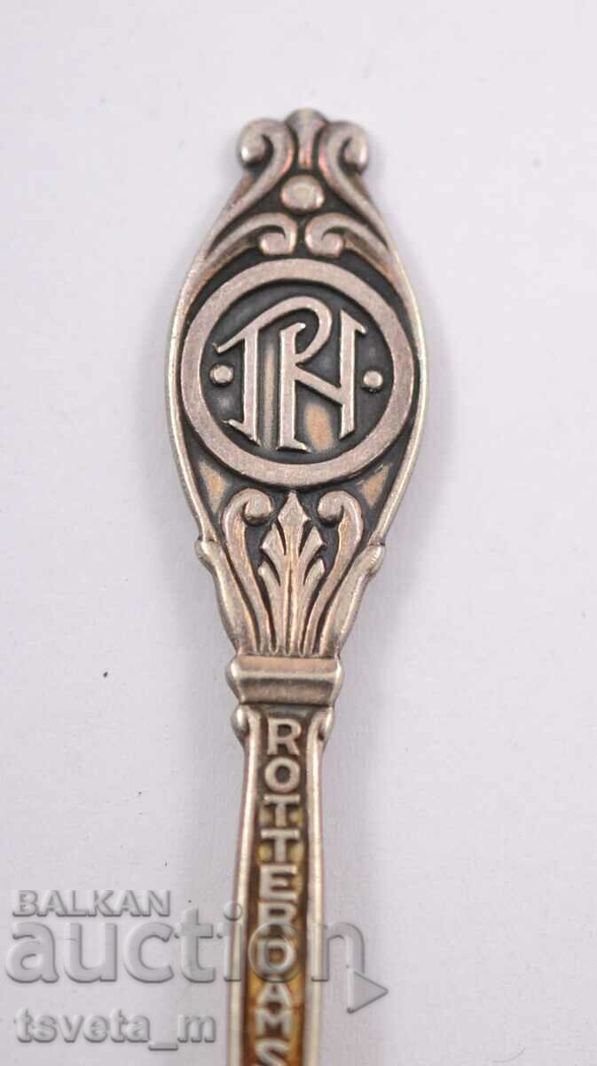 Auction Collectible scoop Auction Collectible scoop