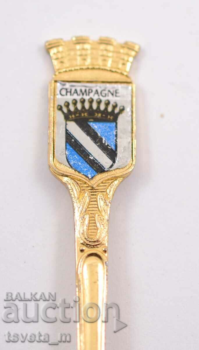 Auction Collectible scoop Auction Collectible scoop