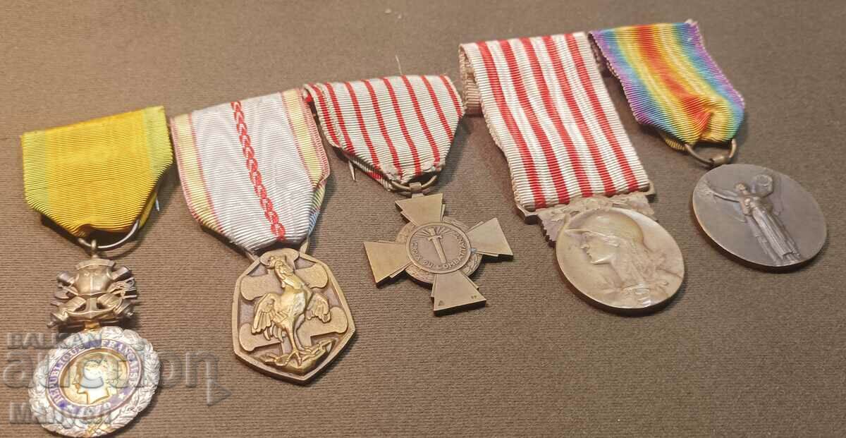 Lot of French medals, PSV and VSV. with price 250.00 BGN | € 127.82