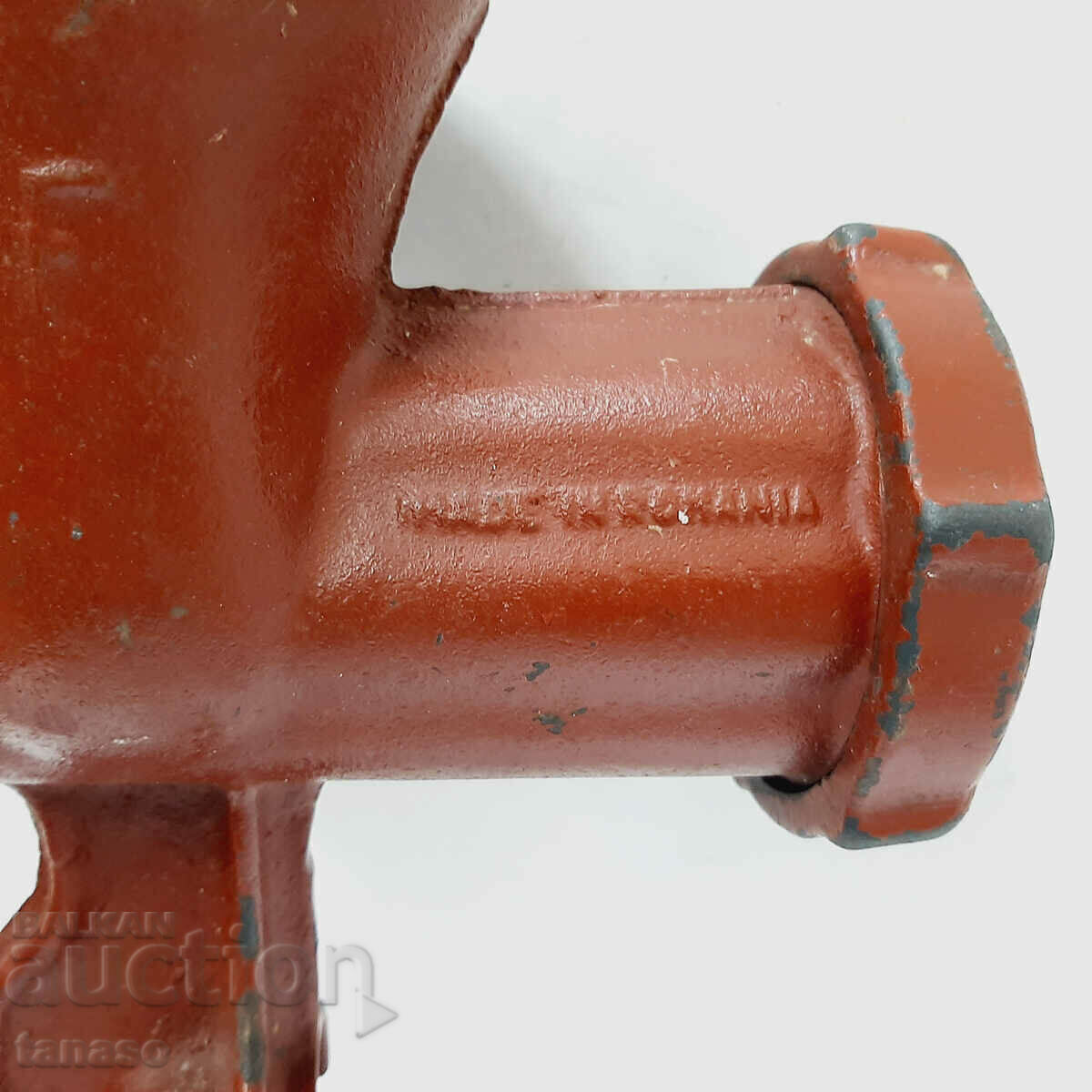 Old Romanian cast iron meat grinder (7.5) with price 35.00 BGN | € 17.90