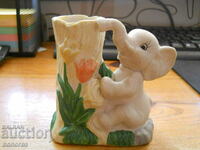 elephant pencil holder