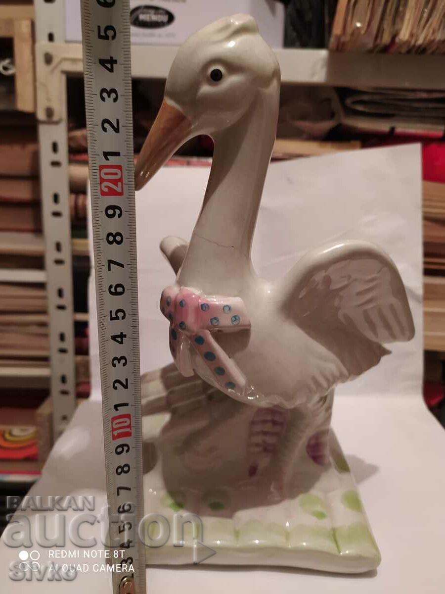 A stork vase - 5 A stork vase - 5