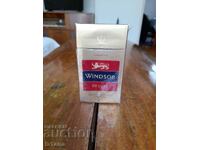 O veche cutie de țigări Windsor