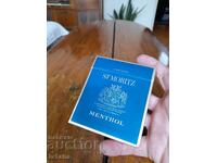 O cutie veche de țigări St. Moritz