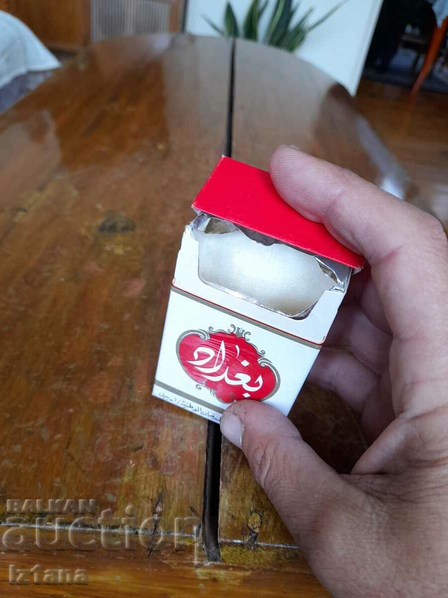 Auction Old cigarette box Auction Old cigarette box