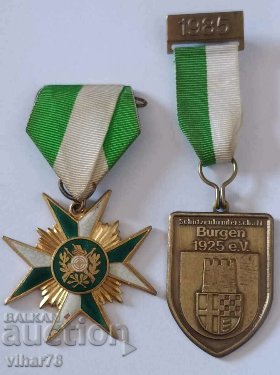 Delivery of Lot of two medals - personal appointment only Delivery of Lot of two medals - personal appointment only