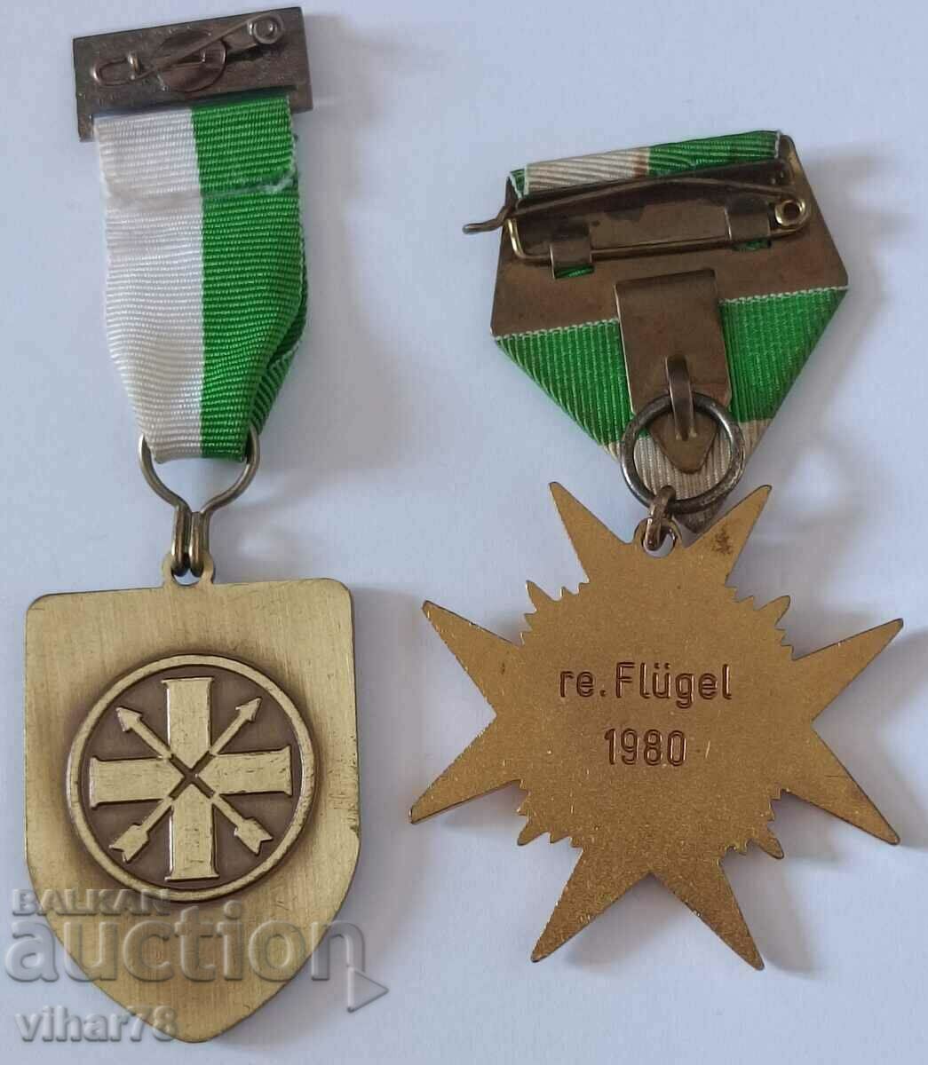 Lot of two medals - personal appointment only - 7 Lot of two medals - personal appointment only - 7