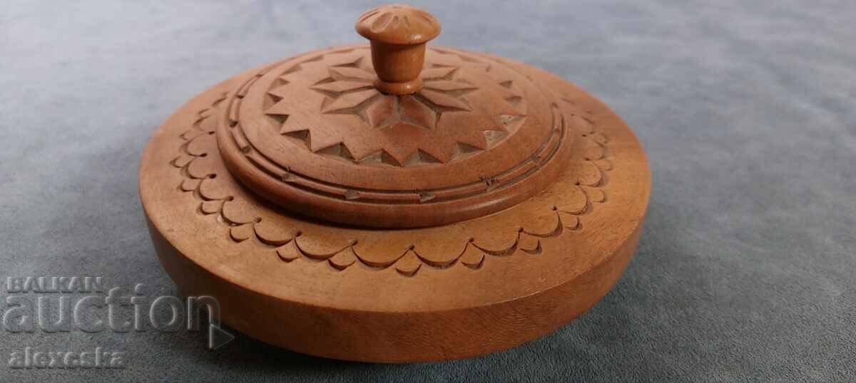 Auction Wooden box / Zahlup Auction Wooden box / Zahlup