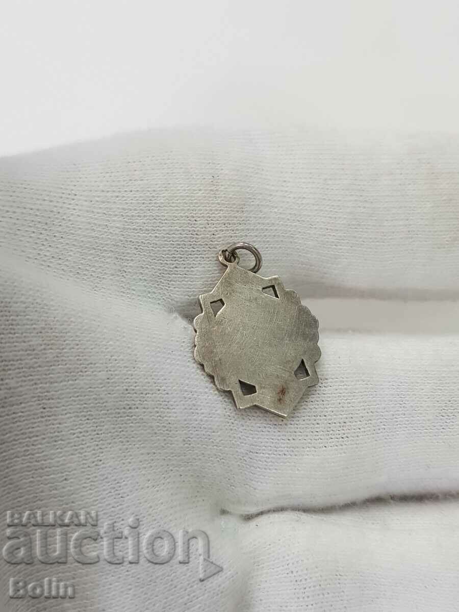 Delivery of A rare 19th century silver painted enamel European medallion. Delivery of A rare 19th century silver painted enamel European medallion.