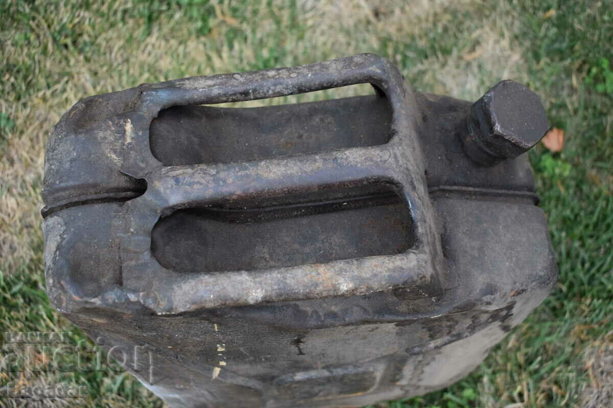 German fuel tank 20 liters - 5 German fuel tank 20 liters - 5