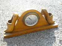 OLD DESK FIREPLACE CLOCK