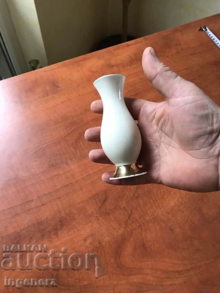 Delivery of PORCELAIN VASE VASE GILT-BAVARIA Delivery of PORCELAIN VASE VASE GILT-BAVARIA