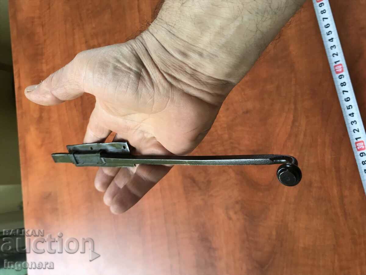 OLD WROUGHT IRON LATCH LATCH - 6