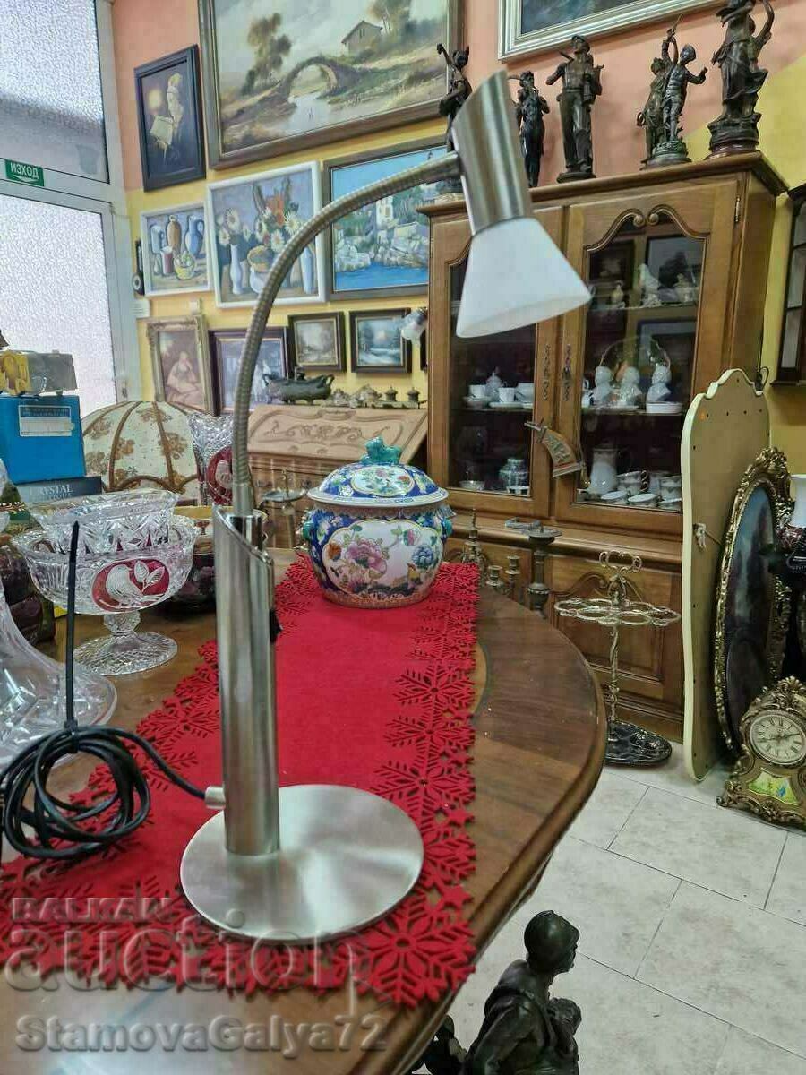 O mare lampă antică germană Wofi cu defilare O mare lampă antică germană Wofi cu defilare