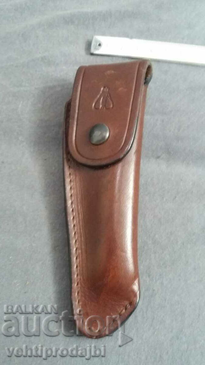 Pocket knife case